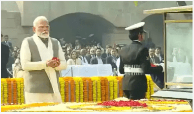 Mahatma Gandhi Death Anniversary: महात्मा गांधी की 77वीं पुण्यतिथि पर पीएम मोदी, अमित शाह समेत मंत्रियों का नमन, जानें क्या बोले खरगे