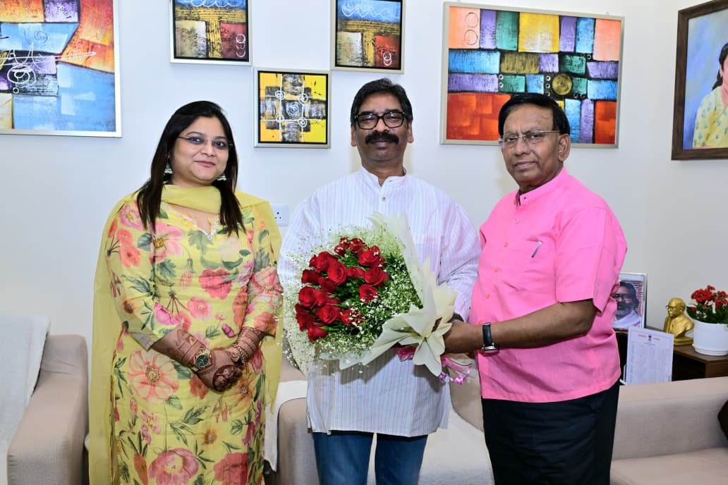 मुख्यमंत्री से मुलाकात: मणिपाल टाटा मेडिकल कॉलेज कार्यक्रम हेतु आमंत्रण