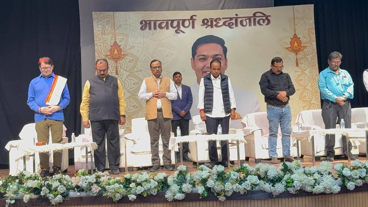 रांची सदर अस्पताल में शोकसभा: डॉ. विकास गुप्ता को नम आंखों से दी गई श्रद्धांजलि