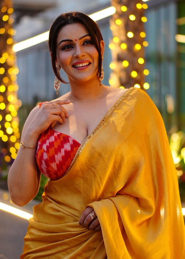 yamini malhotra in traditional look