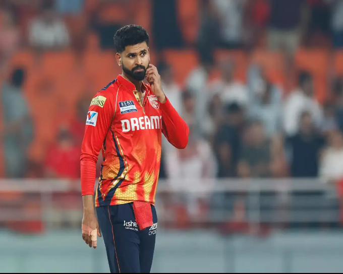 जीत के बाद भी झटका! श्रेयस अय्यर पर ₹12 लाख का जुर्माना, स्लो ओवर रेट पड़ा भारी