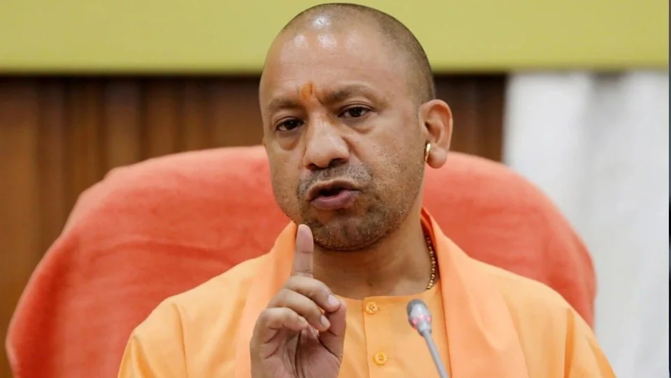 UP Top News Today 13 May Yogi Adityanath: फ्लीट आधी, वर्क फ्रॉम होम को प्राथमिकता, विधानसभा समितियों का दौरा स्थगित