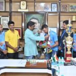 Hemant Soren Ne Bharti Def Cricket Teem Ko Di Badhai