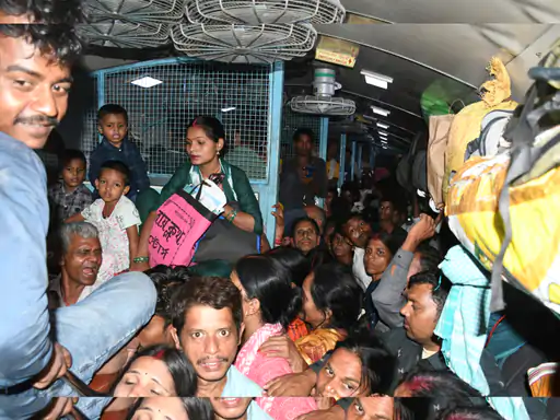 Summer Vacations Begin All Trains Full Waiting: रांची से दिल्ली-मुंबई-कोलकाता ट्रेनों में वेटिंग 100 के पार, यात्री परेशान