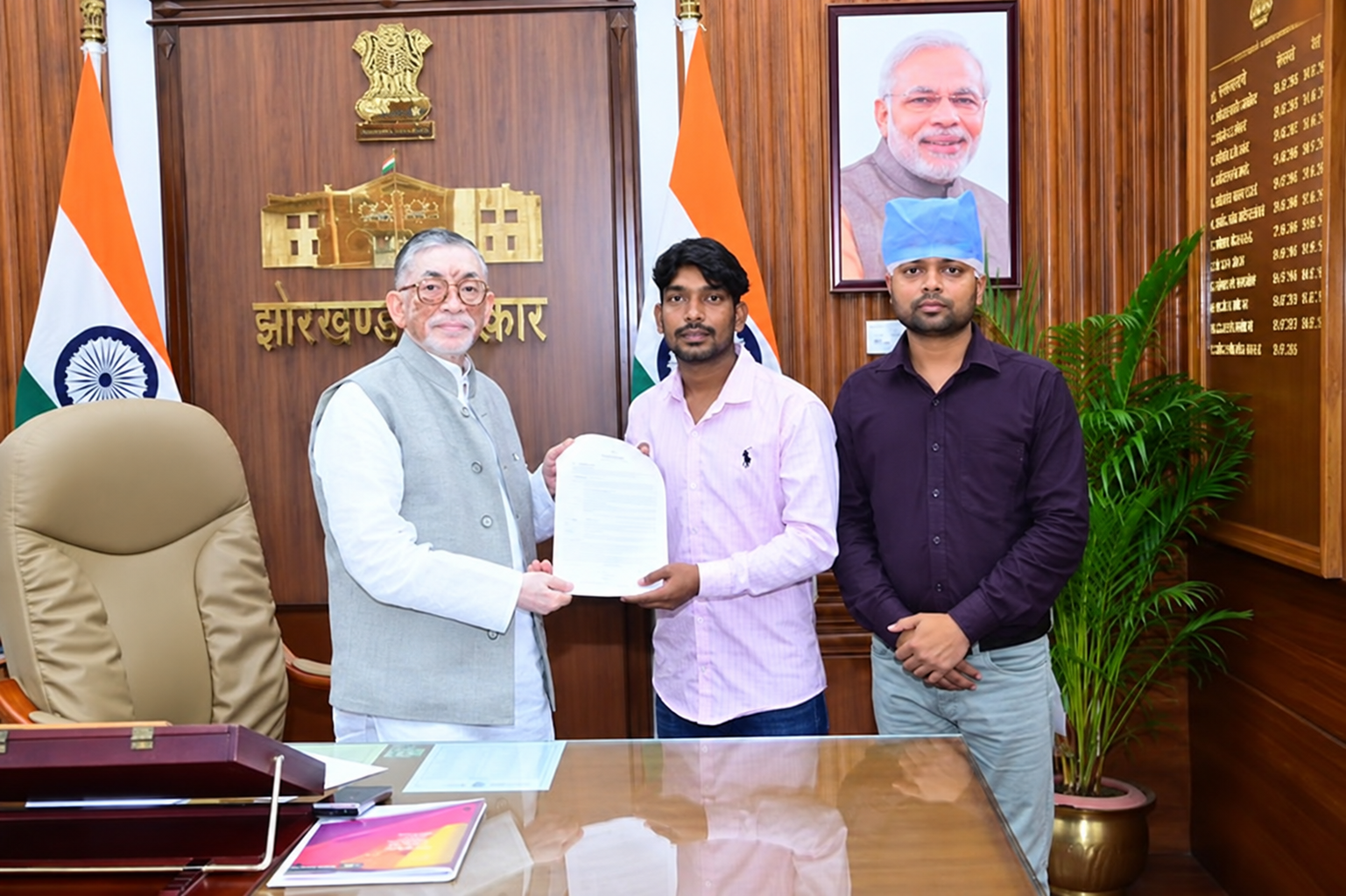 राज्यपाल को जेएलकेएम ने सौंपा छह सूत्री ज्ञापन, अवैध खनन से लेकर सिलिकोसिस तक के मुद्दे उठाए
