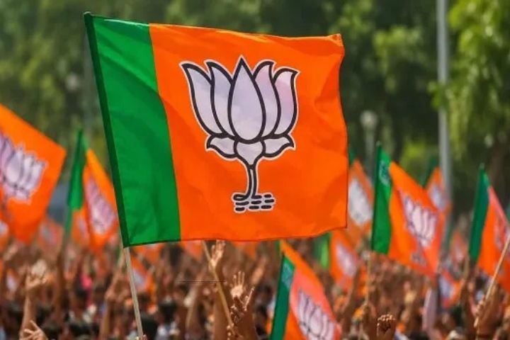BJP leaders announce the Loktantra Bachao Arajkata Hatao padyatra campaign across six districts of Jharkhand from November 2, 2026.BJP Padyatra Jharkhand