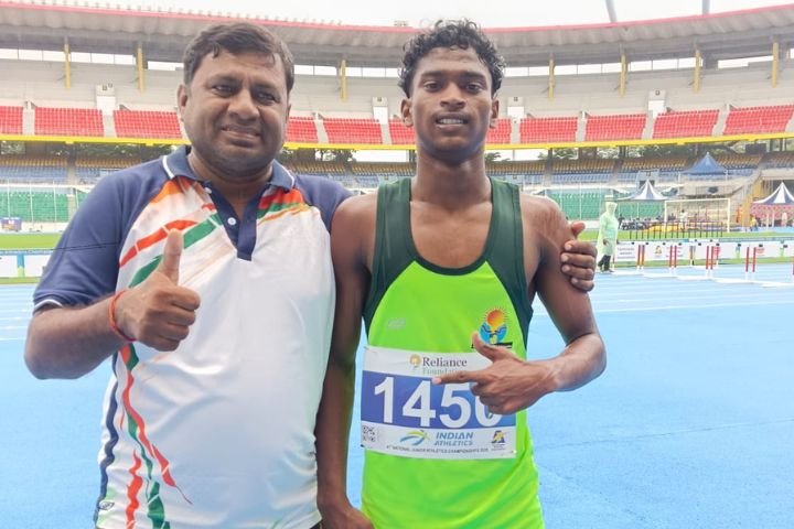 Jharkhand athlete Emanuel Kisku sets a national record in the 80m hurdles at the National Junior Athletics Championship.Emanuel Kisku National Record