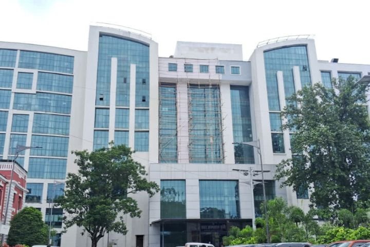 Ranchi hospitals directed to display treatment rate charts, registration certificates and doctors' qualifications.Ranchi Hospital Rate List