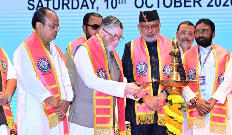 AIIMS देवघर के दीक्षांत समारोह में नवदीक्षित डॉक्टरों को संदेश—डिग्री के बाद शुरू होती है असली जिम्मेदारी